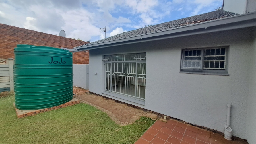 5 Bedroom Property for Sale in Universitas Ridge Free State